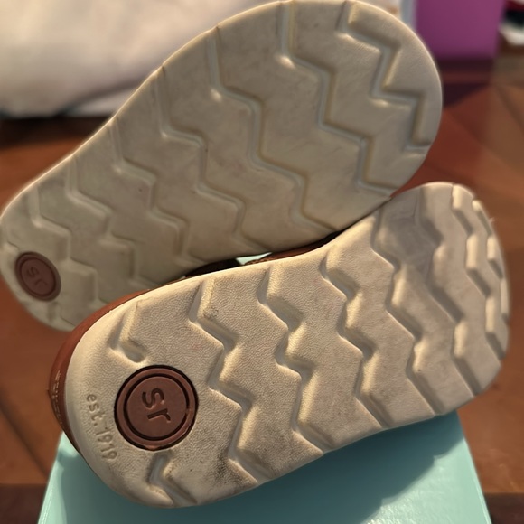 Stride-Rite toddler shoes - Picture 5 of 6